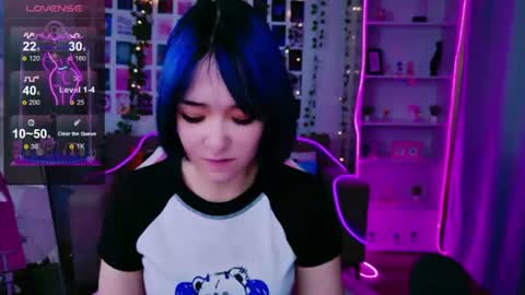 Snapshot of catharinejones chatting on 27, 7, 2026 KettieHi My name is Katie I love drawing and I can play the guitar. And love dancing online show from 27, 7, 2026