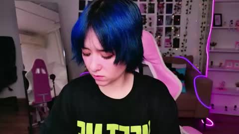 Snapshot of catharinejones chatting on 2, 8, 2026 KettieHi My name is Katie I love drawing and I can play the guitar. And love dancing online show from 2, 8, 2026
