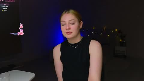 Snapshot of catherine_river chatting on 2, 5, 2026 Catherine online show from 2, 5, 2026