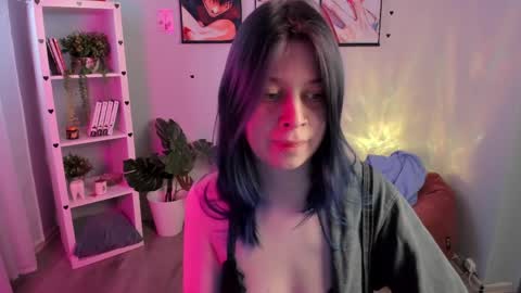 Snapshot of catherine_wine chatting on 28, 3, 2026 Catherine online show from 28, 3, 2026