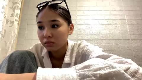 Snapshot of catherinepirs chatting on 29, 4, 2026 catherinepirs online show from 29, 4, 2026