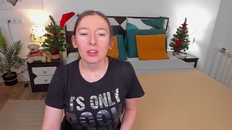 Catrin online show from 2, 2, 2025