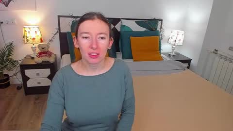 Catrin online show from 6, 2, 2025