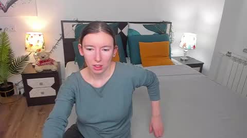 Catrin online show from 24, 2, 2025