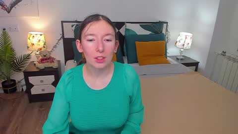 Catrin online show from 2, 3, 2025