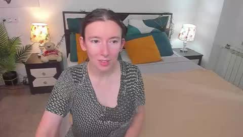 Catrin online show from 12, 9, 2025