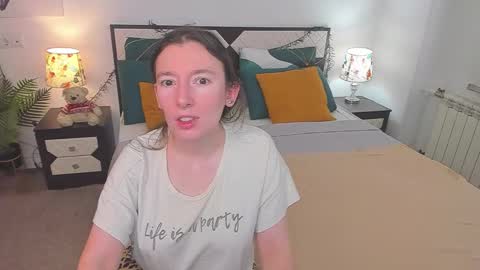 Catrin online show from 17, 10, 2025