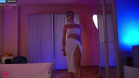 Cathleen online show from 10, 1, 2025