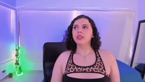 Snapshot of catleya_noire chatting on 9, 9, 2025 Catleya online show from 9, 9, 2025