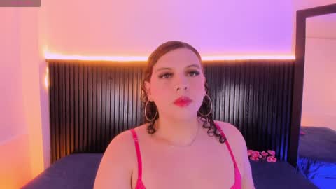 Catleya  Noire online show from 5, 4, 2026