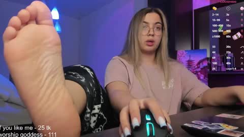 Snapshot of catrinaeuphorina chatting on 2, 2, 2025 Catrina or just Cat online show from 2, 2, 2025