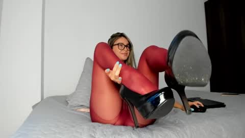 Snapshot of cattaleya_rose chatting on 6, 4, 2026 Catta online show from 6, 4, 2026