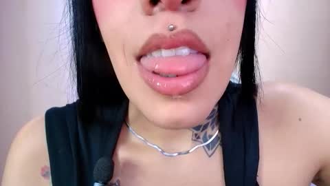 Snapshot of catte_jensen chatting on 2, 2, 2026 Cattleya online show from 2, 2, 2026