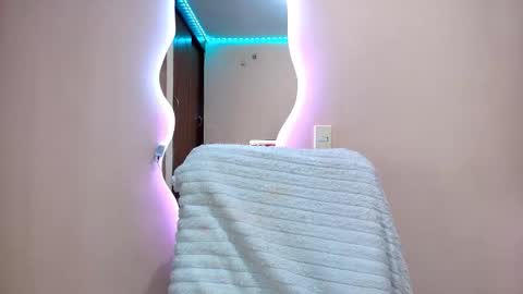 Snapshot of catte_jensen chatting on 13, 2, 2026 Cattleya online show from 13, 2, 2026