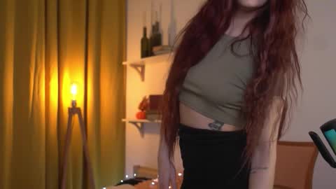 caty_cuddly online show from 2, 12, 2025