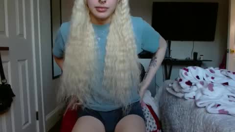 222cayyy online show from 19, 3, 2026