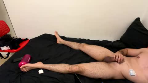 Snapshot of cballs34 chatting on 8, 5, 2026 Matthiiieeeuuu online show from 8, 5, 2026