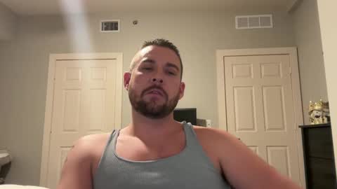 Snapshot of cboyy20 chatting on 12, 1, 2025 cboyy20 online show from 12, 1, 2025