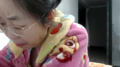 Snapshot of cbz112233 chatting on 6, 3, 2025 ANNYANNY online show from 6, 3, 2025