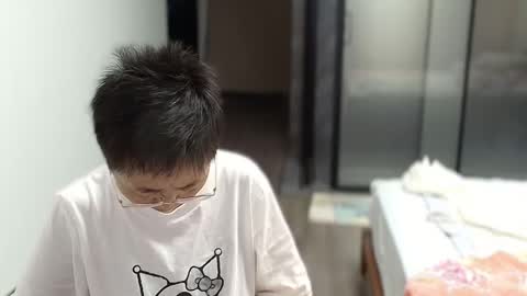 Snapshot of cbz112233 chatting on 11, 9, 2025 ANNYANNY online show from 11, 9, 2025