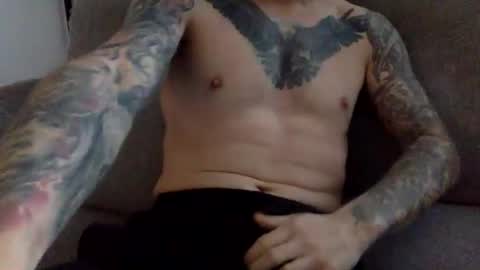 Snapshot of cc_couplexxx chatting on 24, 11, 2025 cc_couplexxx online show from 24, 11, 2025