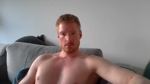 Snapshot of ccloser87 chatting on 11, 4, 2026 ccloser87 online show from 11, 4, 2026