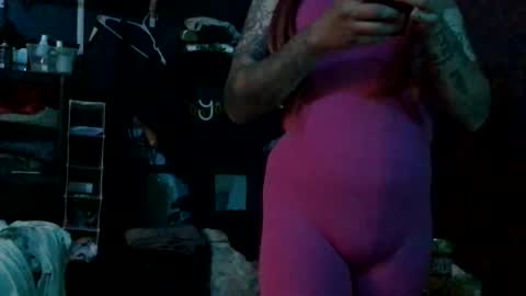 Sissy boy online show from 25, 2, 2025