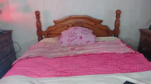 Snapshot of cdsextoy1 chatting on 6, 1, 2026 Jackie online show from 6, 1, 2026