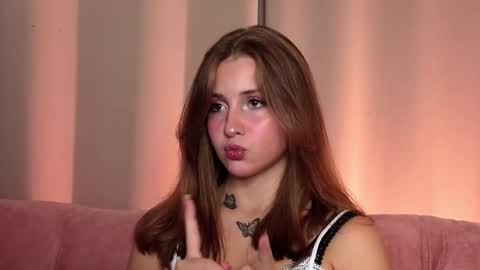 Snapshot of ceceliapidcock chatting on 24, 9, 2025 Lina online show from 24, 9, 2025