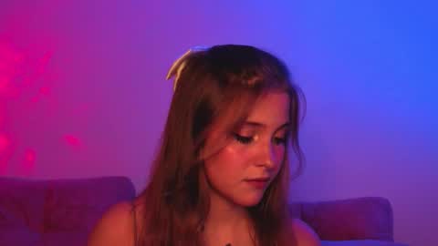 Snapshot of ceceliapidcock chatting on 5, 10, 2025 Lina online show from 5, 10, 2025