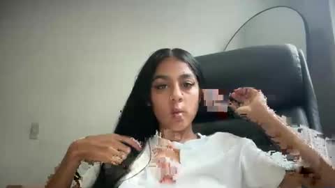 Snapshot of ceci1218 chatting on 24, 4, 2026 ceci1218 online show from 24, 4, 2026