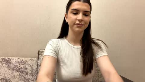 Snapshot of cecilianoblitt chatting on 23, 4, 2026 Darina online show from 23, 4, 2026