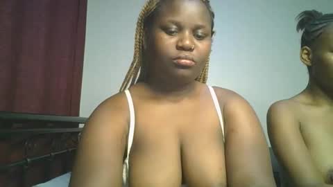 Snapshot of ceepretty25 chatting on 14, 12, 2025 ceepretty25 online show from 14, 12, 2025