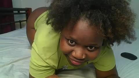 Snapshot of ceepretty25 chatting on 17, 6, 2026 ceepretty25 online show from 17, 6, 2026