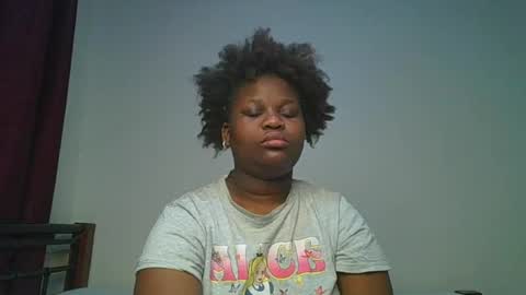 Snapshot of ceepretty25 chatting on 18, 6, 2026 ceepretty25 online show from 18, 6, 2026