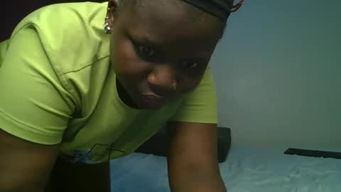 Snapshot of ceepretty25 chatting on 5, 7, 2026 ceepretty25 online show from 5, 7, 2026
