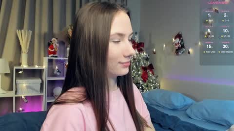 Josie Manesi online show from 17, 1, 2025