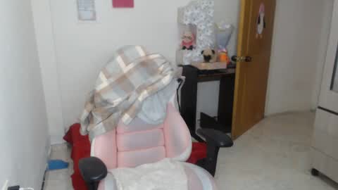 Snapshot of celeste_anny1 chatting on 24, 1, 2025 CELESTE online show from 24, 1, 2025