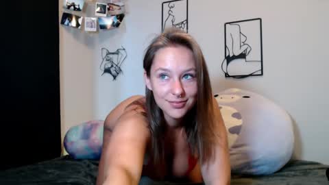 Snapshot of celeste_xxoo chatting on 1, 10, 2025 celeste_xxoo online show from 1, 10, 2025