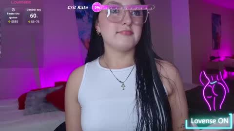 Snapshot of celesteeeuph chatting on 11, 11, 2025 celesteeeuph online show from 11, 11, 2025