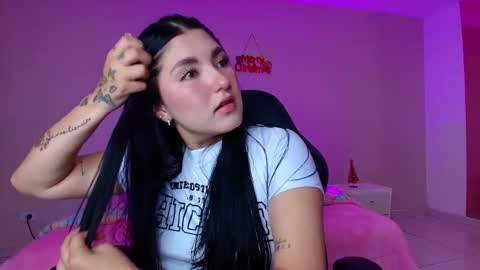 Snapshot of celesteeeuph chatting on 14, 12, 2025 celesteeeuph online show from 14, 12, 2025