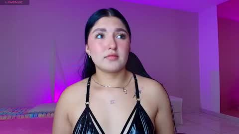 Snapshot of celesteeeuph chatting on 16, 12, 2025 celesteeeuph online show from 16, 12, 2025