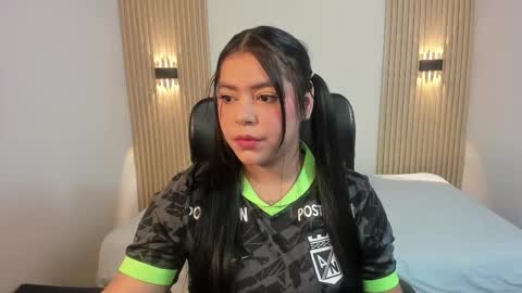 Snapshot of celestemoon5 chatting on 18, 1, 2026 celestemoon5 online show from 18, 1, 2026