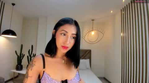 Snapshot of celestemoonx1 chatting on 19, 11, 2025 Celeste Moon online show from 19, 11, 2025