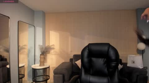 Snapshot of celestepalmer_x chatting on 27, 10, 2025 Celeste online show from 27, 10, 2025