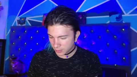 I am Valentinn online show from 13, 11, 2025