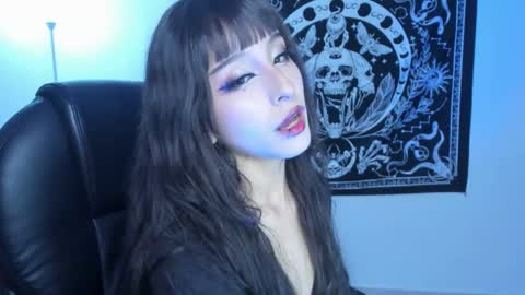   online show from 13, 12, 2024