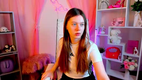 Snapshot of celestinemauriac chatting on 16, 3, 2026 your cute kitty online show from 16, 3, 2026