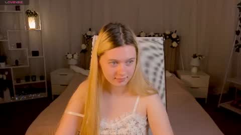 Snapshot of celestinemauriac chatting on 12, 6, 2026 your cute kitty online show from 12, 6, 2026