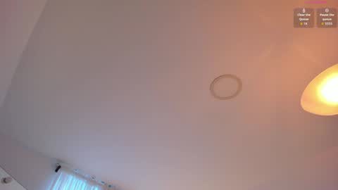 Snapshot of celia_dubois chatting on 2, 6, 2026 Ari online show from 2, 6, 2026